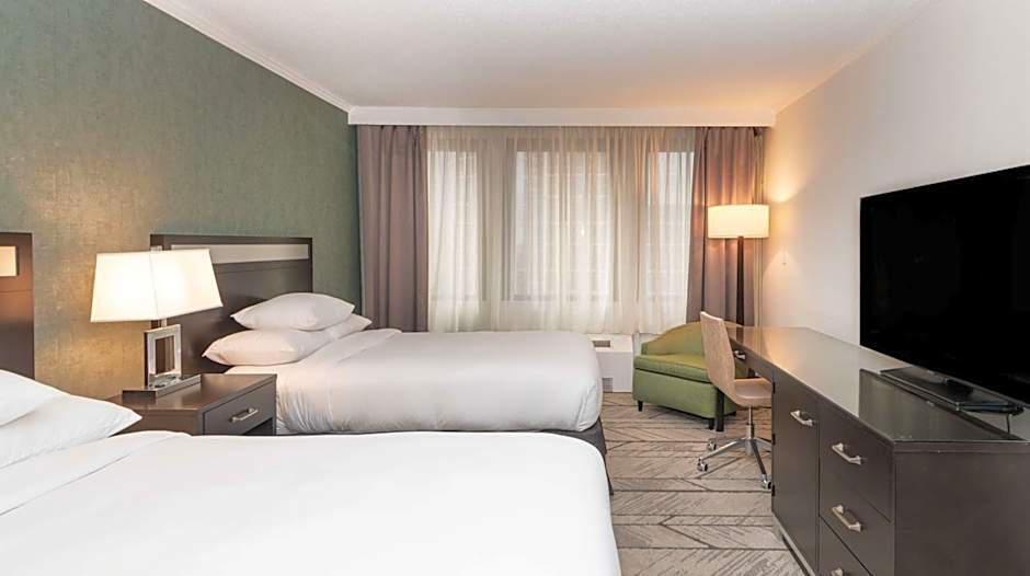 DoubleTree by Hilton Newark Penn Station, NJ