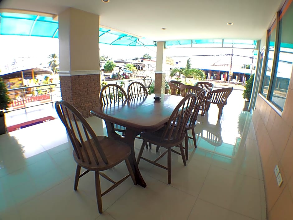 Banchang Apartment and Hotel