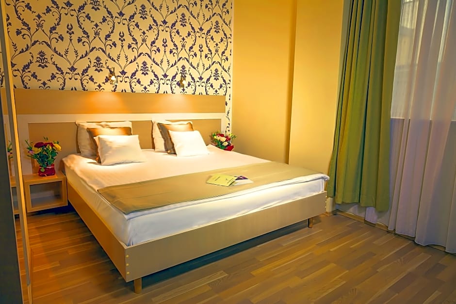Trianon Hotel Bucharest Romania Rates From Eur41