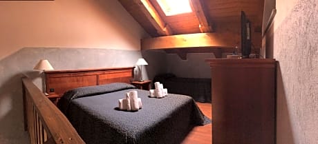 Superior Double Room with Spa Access - Split Level