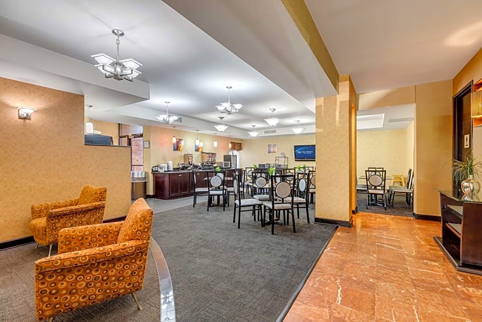 Best Western Plus Charlotte Matthews Hotel