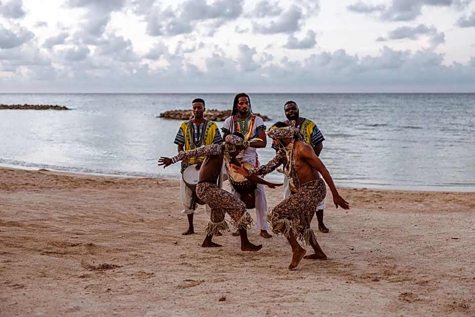 Hyatt Ziva Rose Hall - All Inclusive