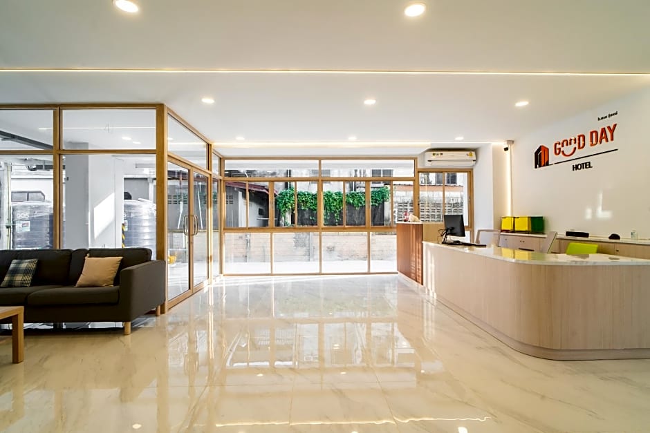 Goodday Hotel