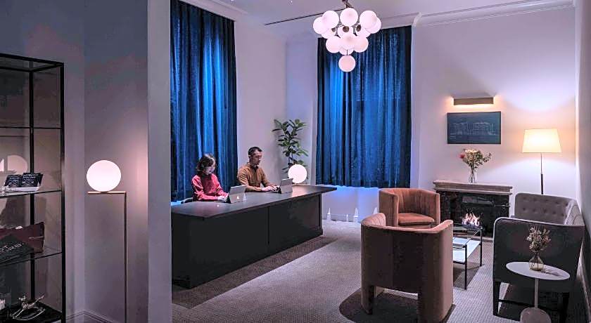 UNWIND HOTEL & BAR OTARU