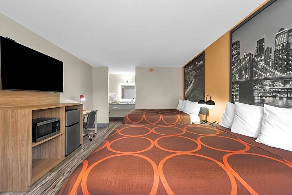 Super 8 by Wyndham Siloam Springs