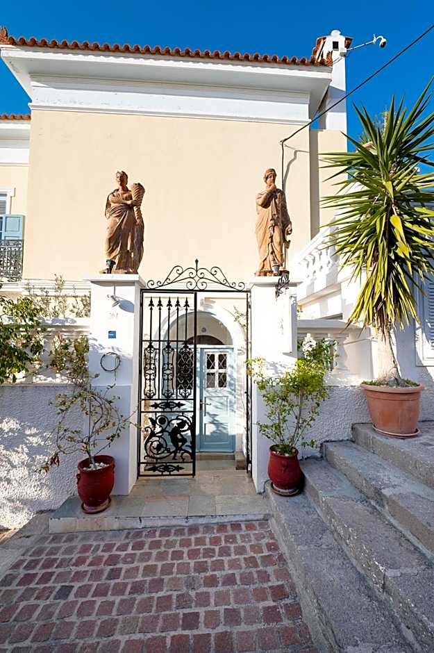 Dionysos Hotel
