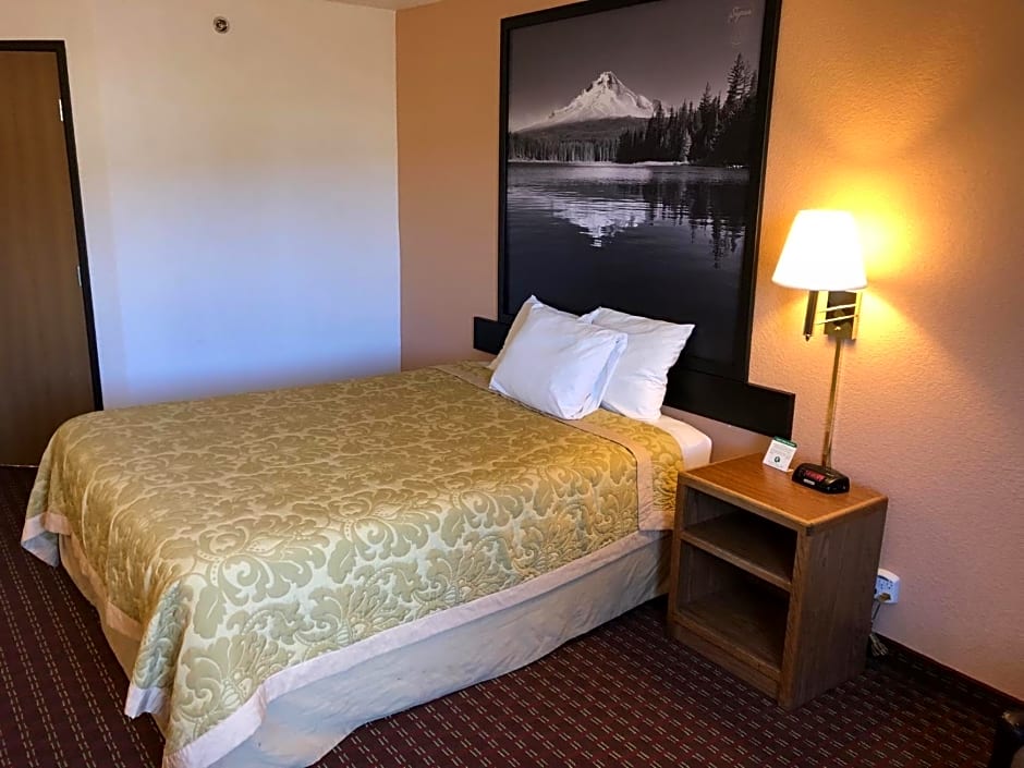 Super 8 by Wyndham The Dalles OR