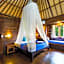 Song Lambung Beach Huts