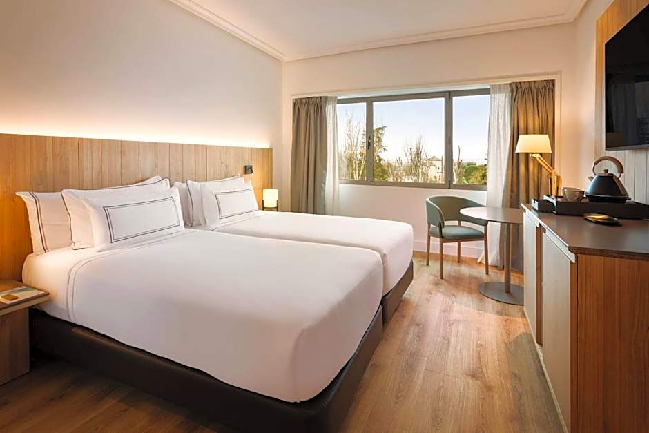 Melia Madrid Barajas