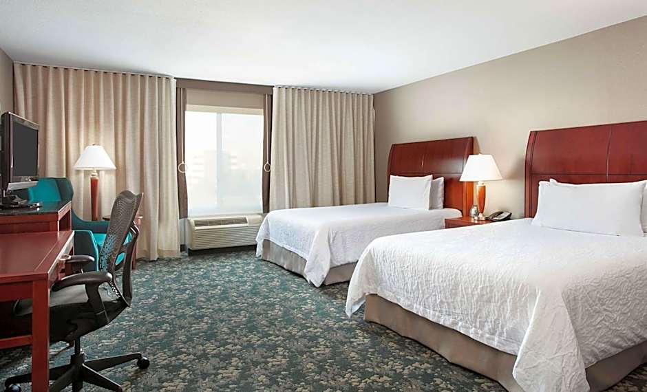 Hilton Garden Inn Naperville Warrenville