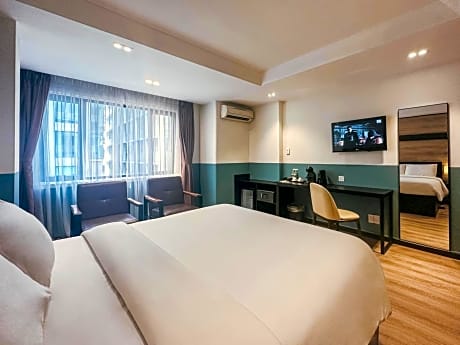 Deluxe Double Room with Bath