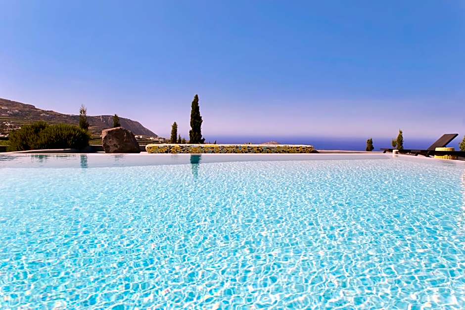 Christou Estate & Villas