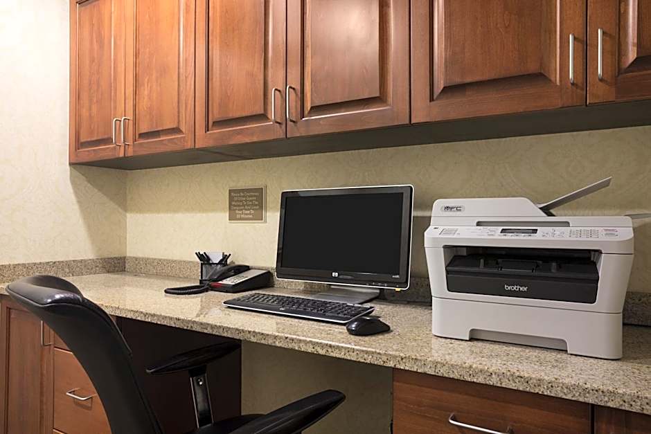 Country Inn & Suites by Radisson, Washington at Meadowlands, PA