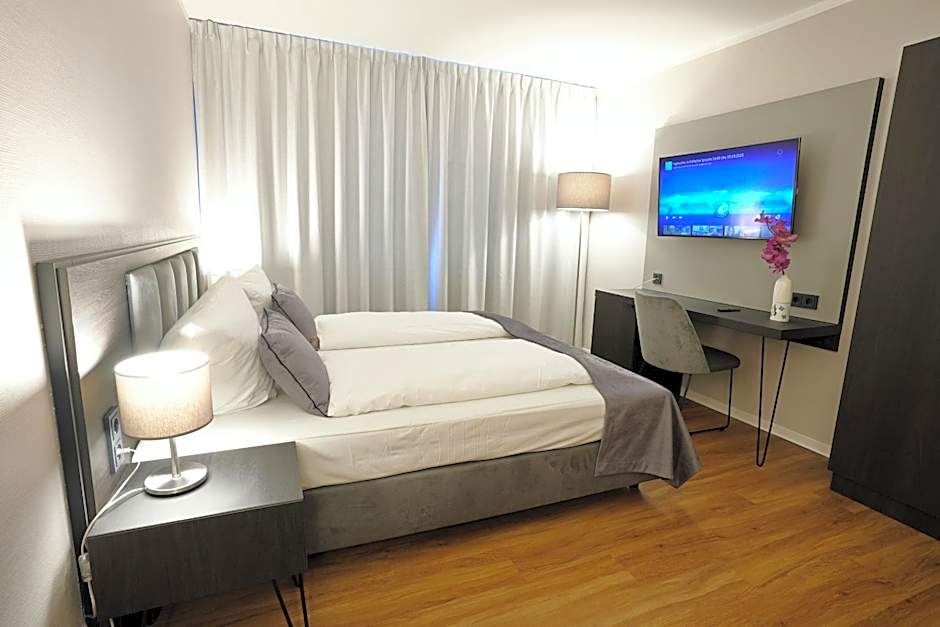 Hotel B99