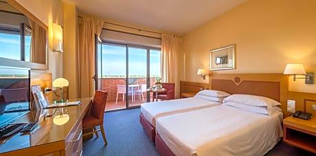 Twin Room with Balcony