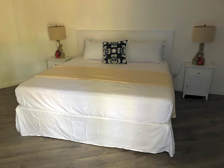 The Sunset Cove and Rainbow Room