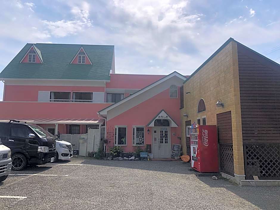 Guest house & restaurant Michishio