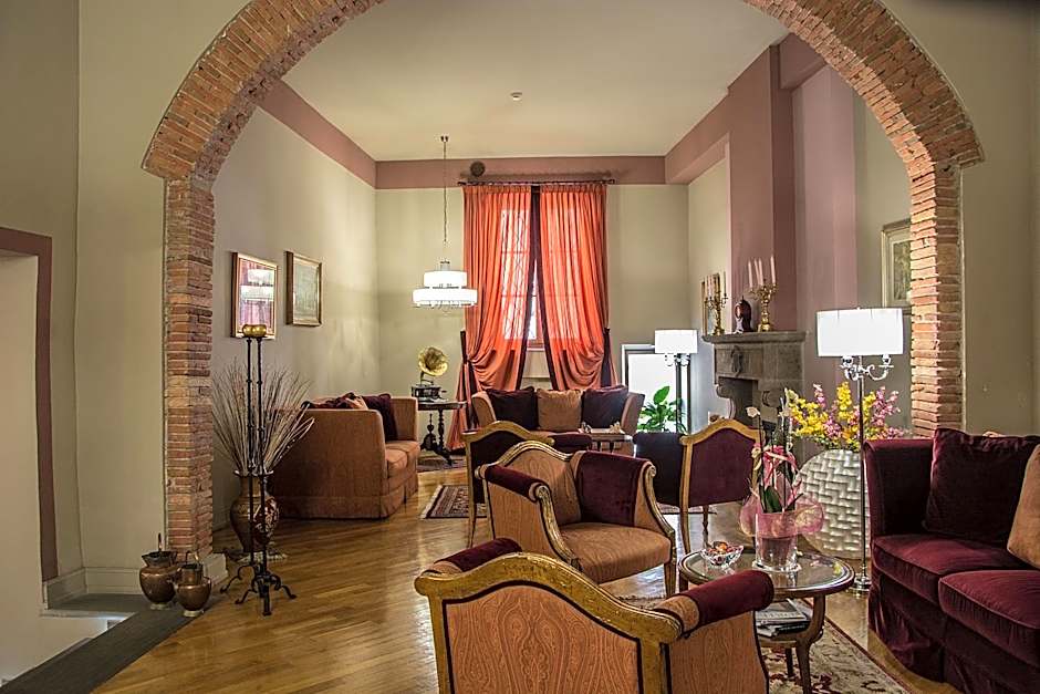 San Luca Palace
