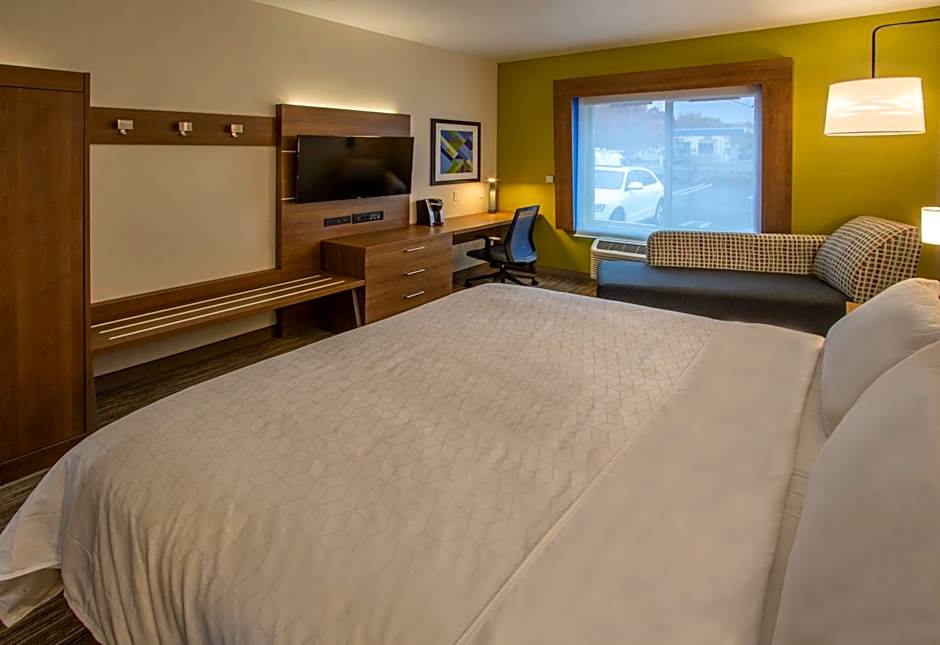 Holiday Inn Express Hotel & Suites Roseville - Galleria Area By IHG