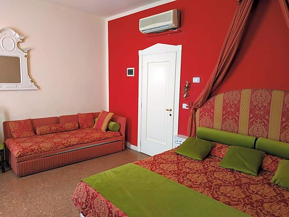 Alloggi Acquavita - checkin at "Alloggi SS Giovanni e Paolo"