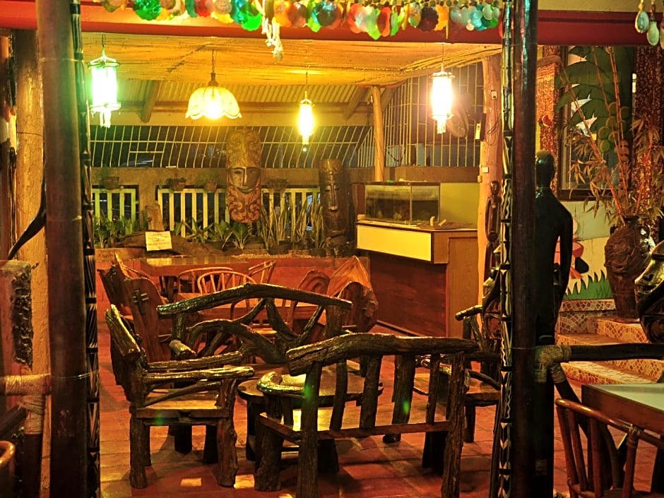 Lola Itang Pension and Restaurant