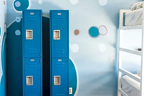 Bed in 6-Bed Mixed Dorm Ensuite