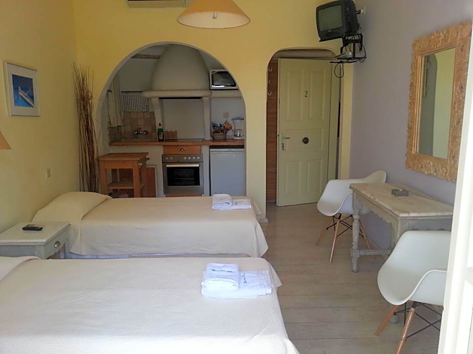 Studios & Suites Rania