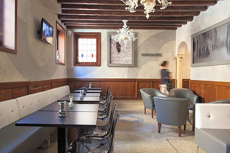 Hotel Ca' D'Oro - WENICE Deep Culture