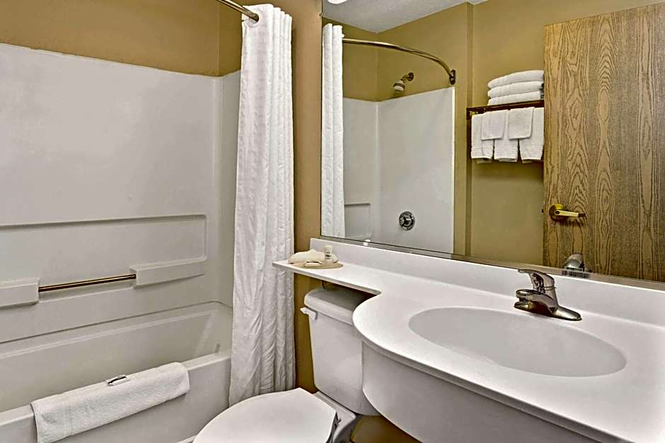 Microtel Inn & Suites By Wyndham Florence/Cincinnati Airport