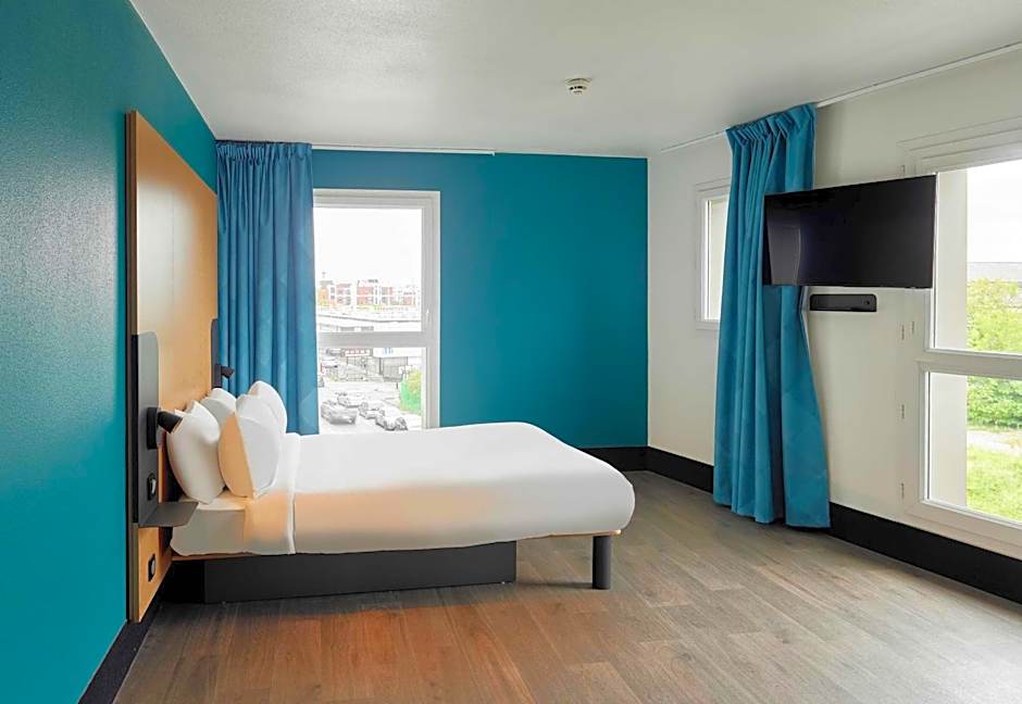 B&B HOTEL Paris Romainville Noisy-le-Sec