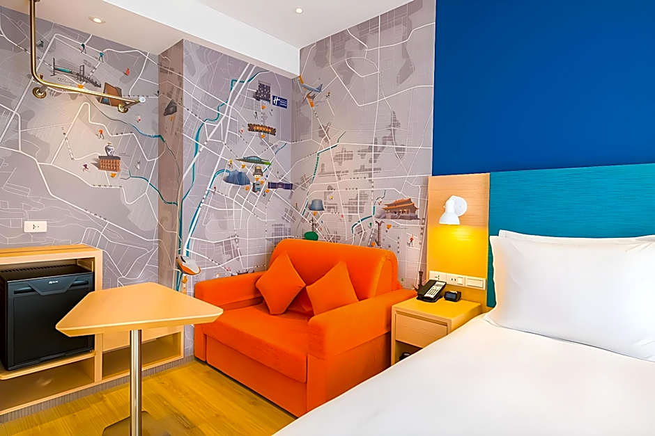 Holiday Inn Express Taichung Fengchia by IHG