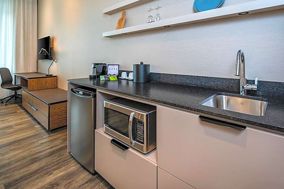 Hotel Royal William, an Ascend Collection Hotel