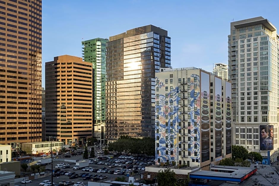 Courtyard by Marriott Los Angeles L.A. LIVE