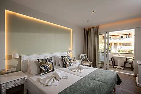 Twin Room with Garden View