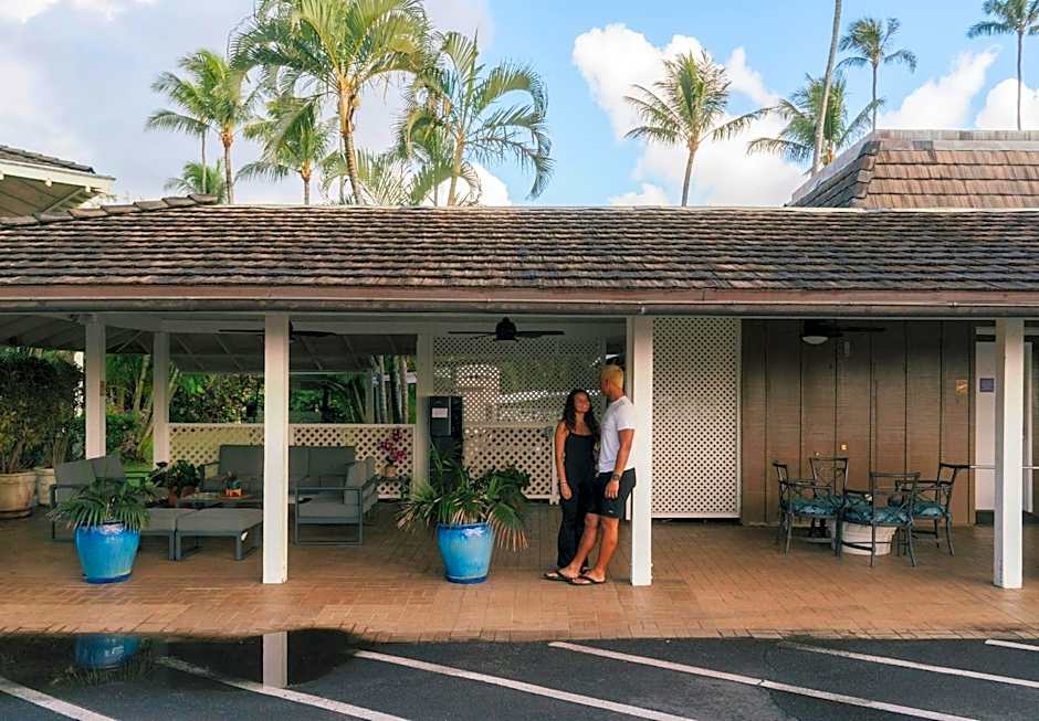 Plantation Hale Suites