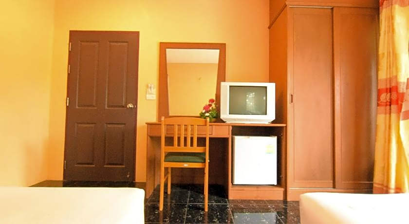 Aonang Lake Side Bungalow