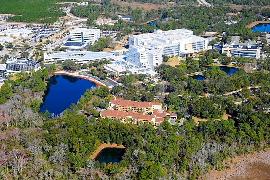 Courtyard by Marriott Jacksonville at the Mayo Clinic Campus/Beaches