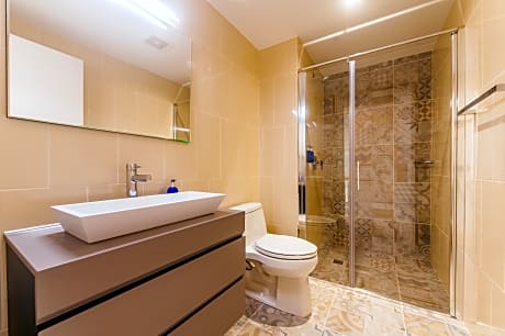 1 Bedroom Suite-Pool View