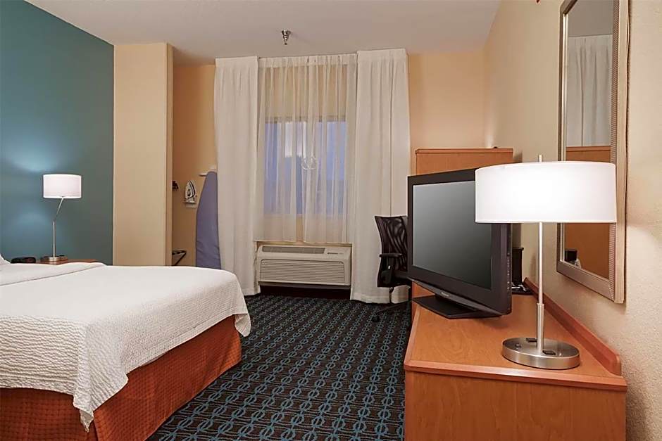 AmericInn by Wyndham Minot