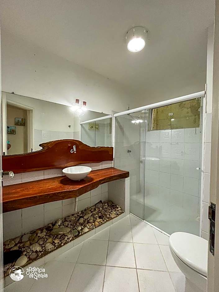 Casa c/piscina e vista p/ Ilha das Cabras em Piúva