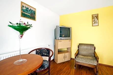 Maisonette Apartment (5 Adults)