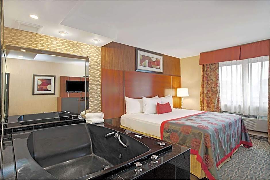 Ramada by Wyndham Staten Island