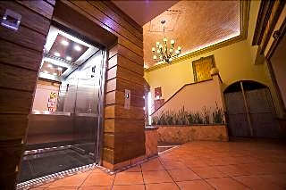 Hotel Hacienda del Sol