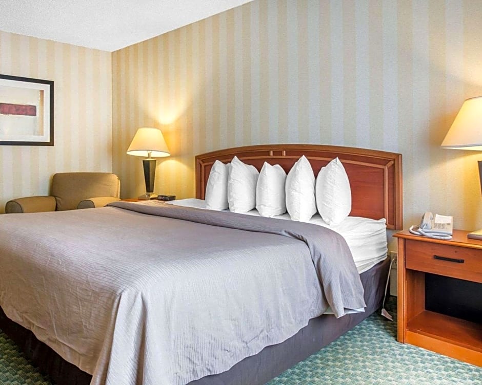 Quality Inn Airport
