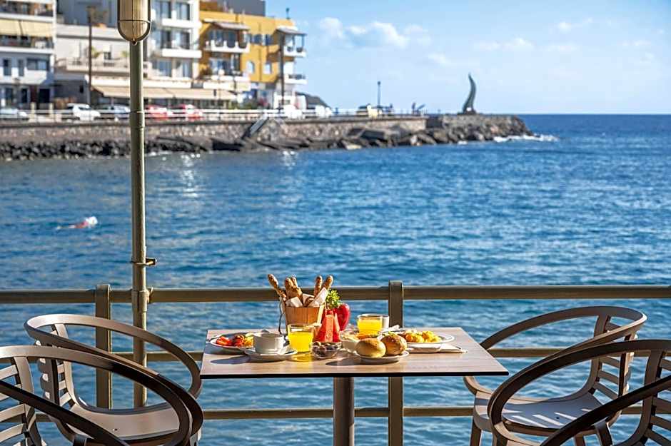 Kitro Beach Hotel - Adults Only