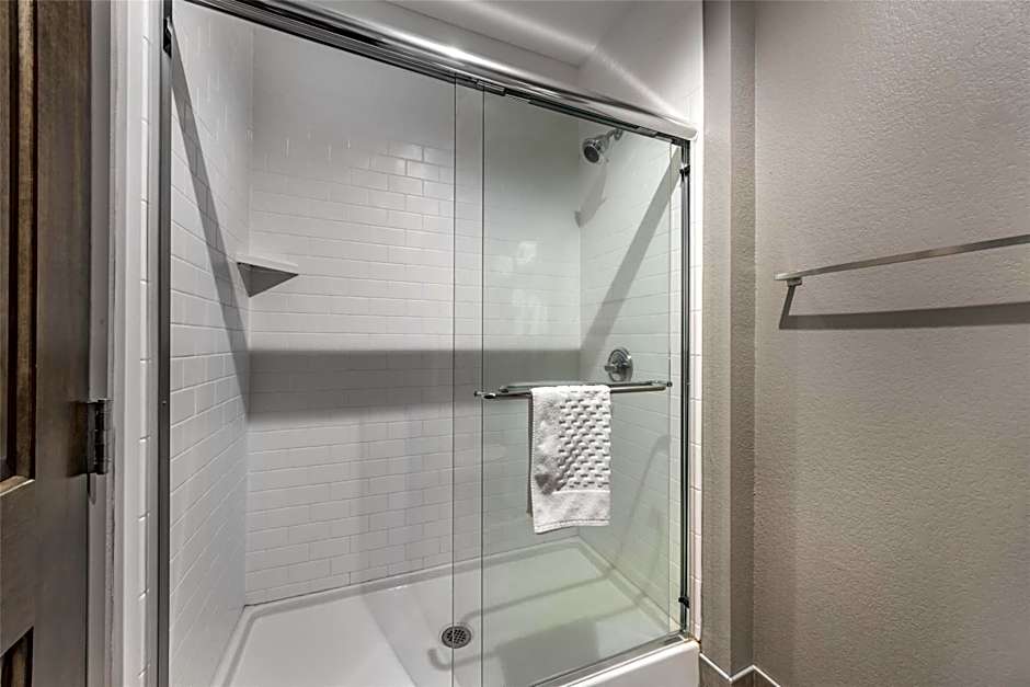 Best Western Plus Lawrenceburg