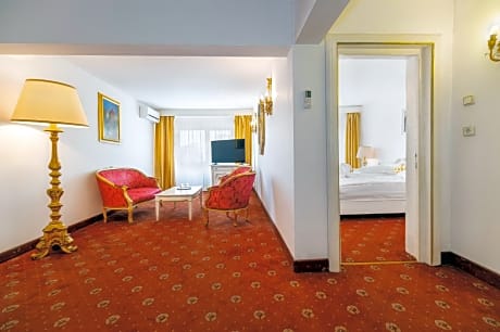 King Suite with AC