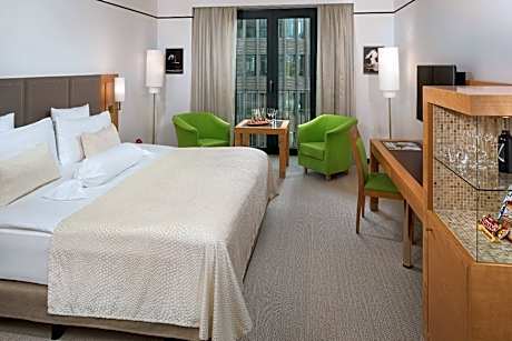 Deluxe Double Room with City View