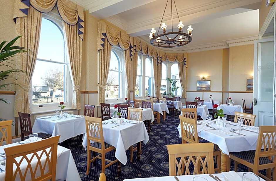 Royal Esplanade Hotel