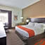 Holiday Inn Express Harrisburg Ne